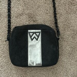 Kelly Wynne purse black and silver crossbody